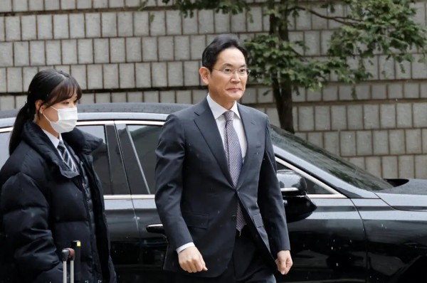 सामसुङका प्रमुखलाई शेयरसँग सम्बन्धित मुद्दामा सफाइ